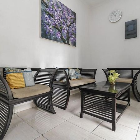 ג'קרטה Cozy Residence Muwardi מראה חיצוני תמונה